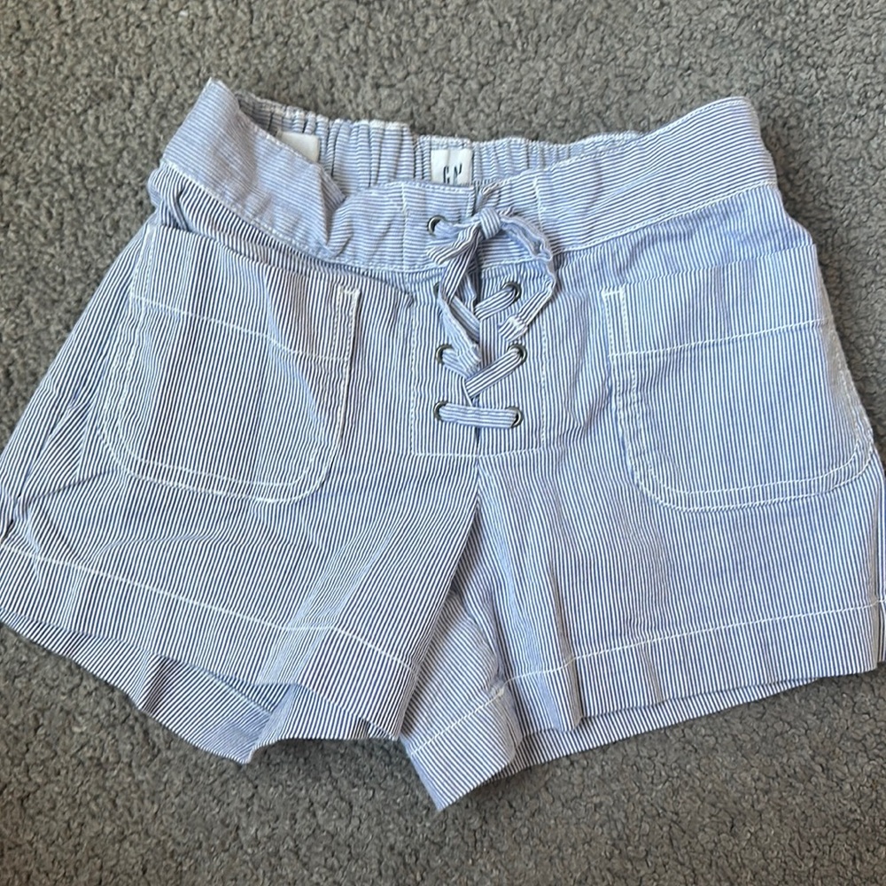 Girl gap shorts